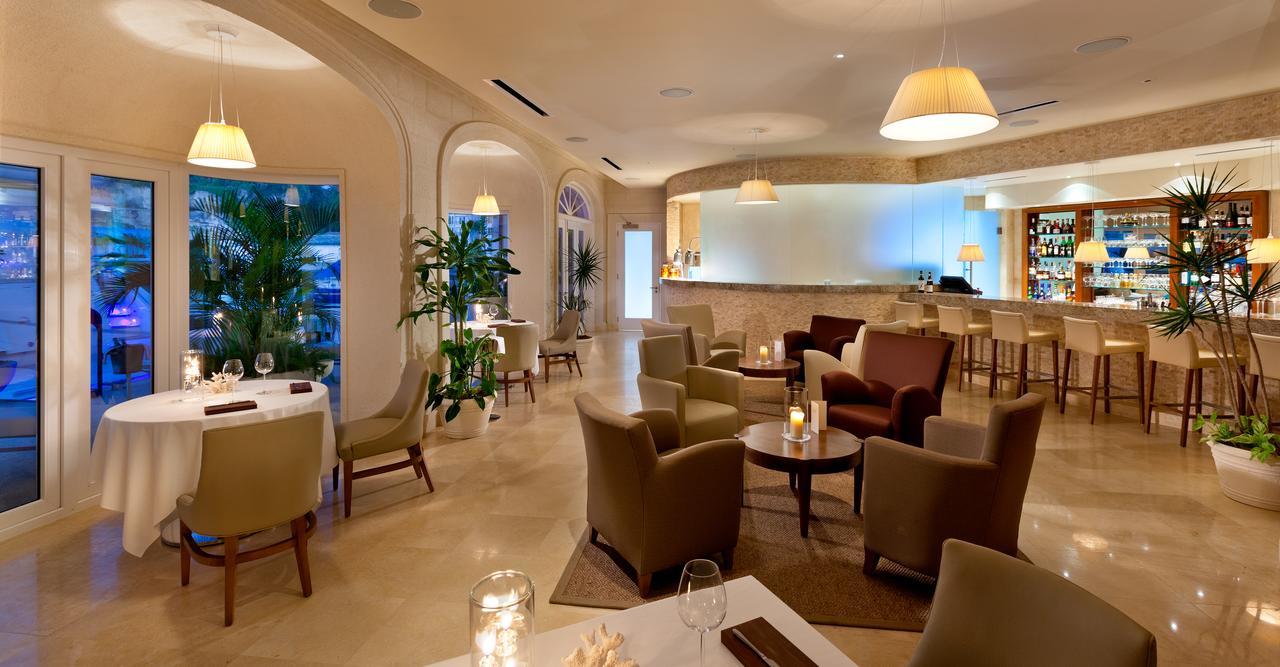 Port Ferdinand Marina & Luxury Residences 세인트 피터 외부 사진